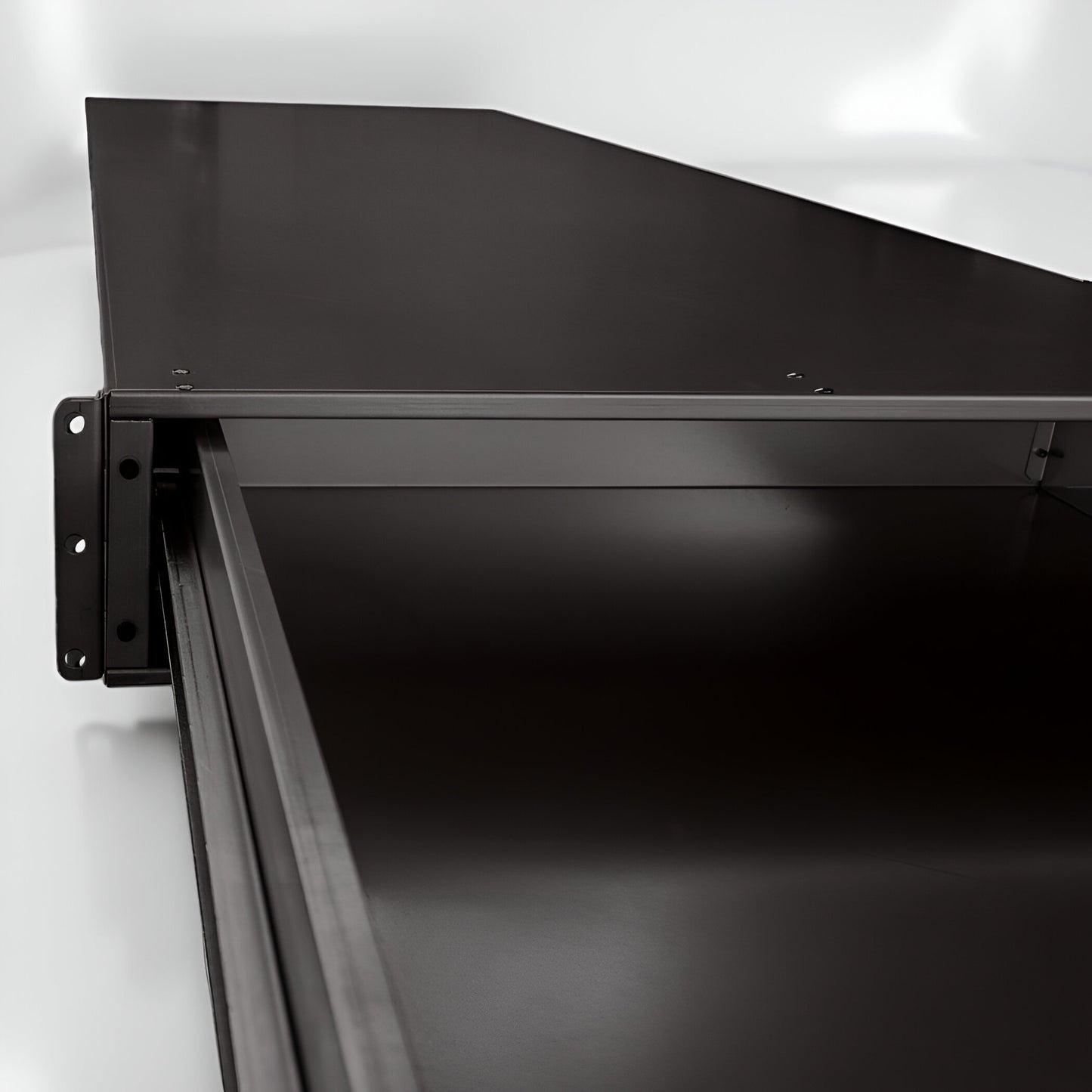 Trundle Black