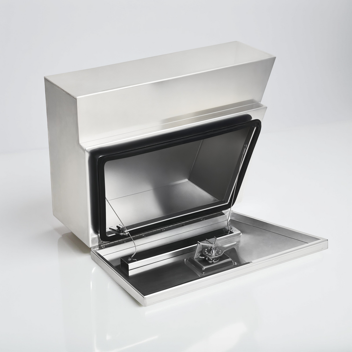 Under Tray Tool Boxes 600 Flat