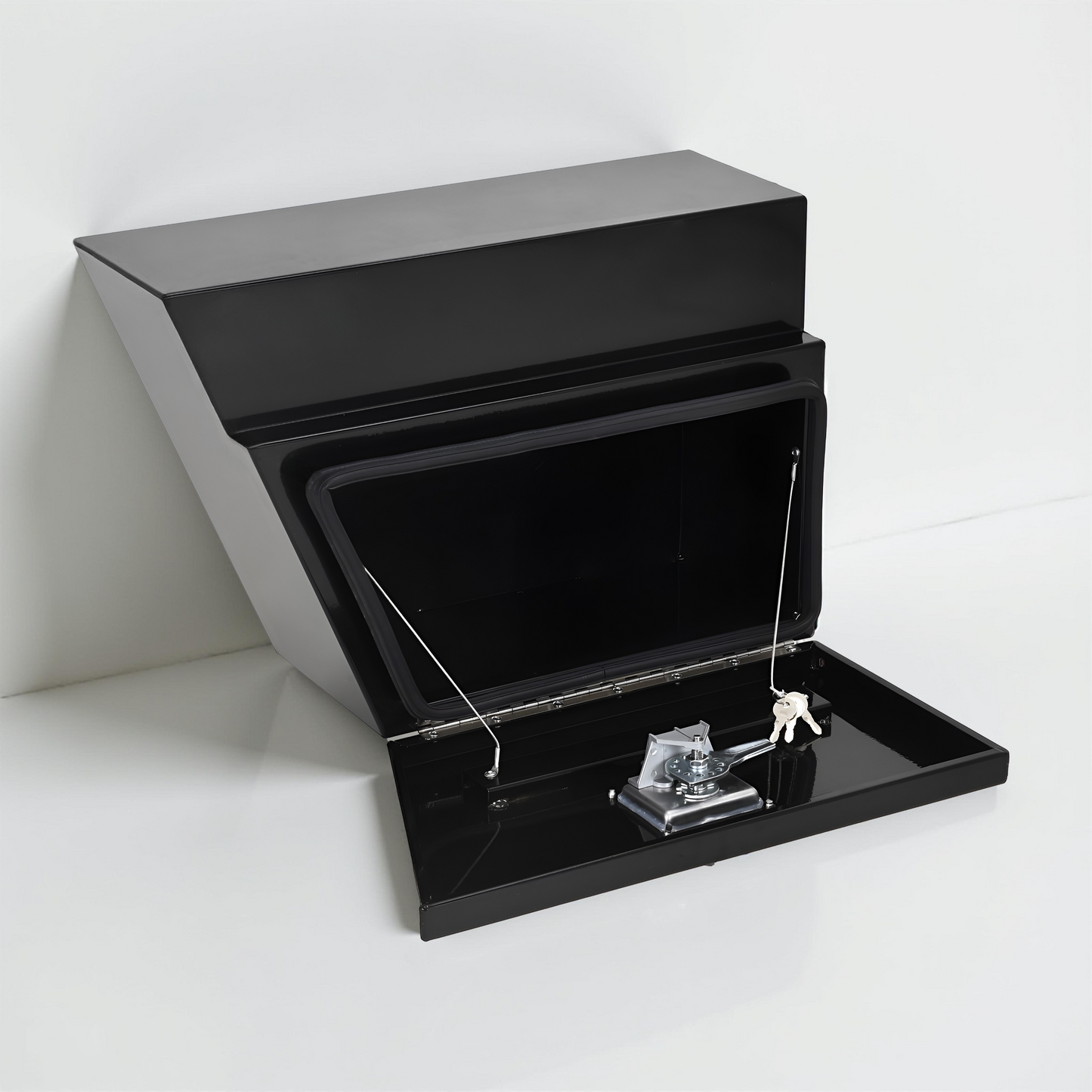 Under Tray Tool Boxes 600 Black