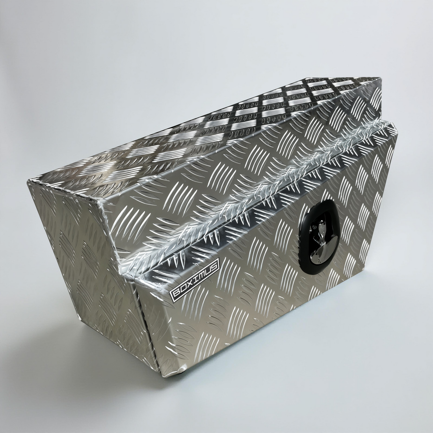 Under Tray Tool Boxes 750 Checker Whale lock