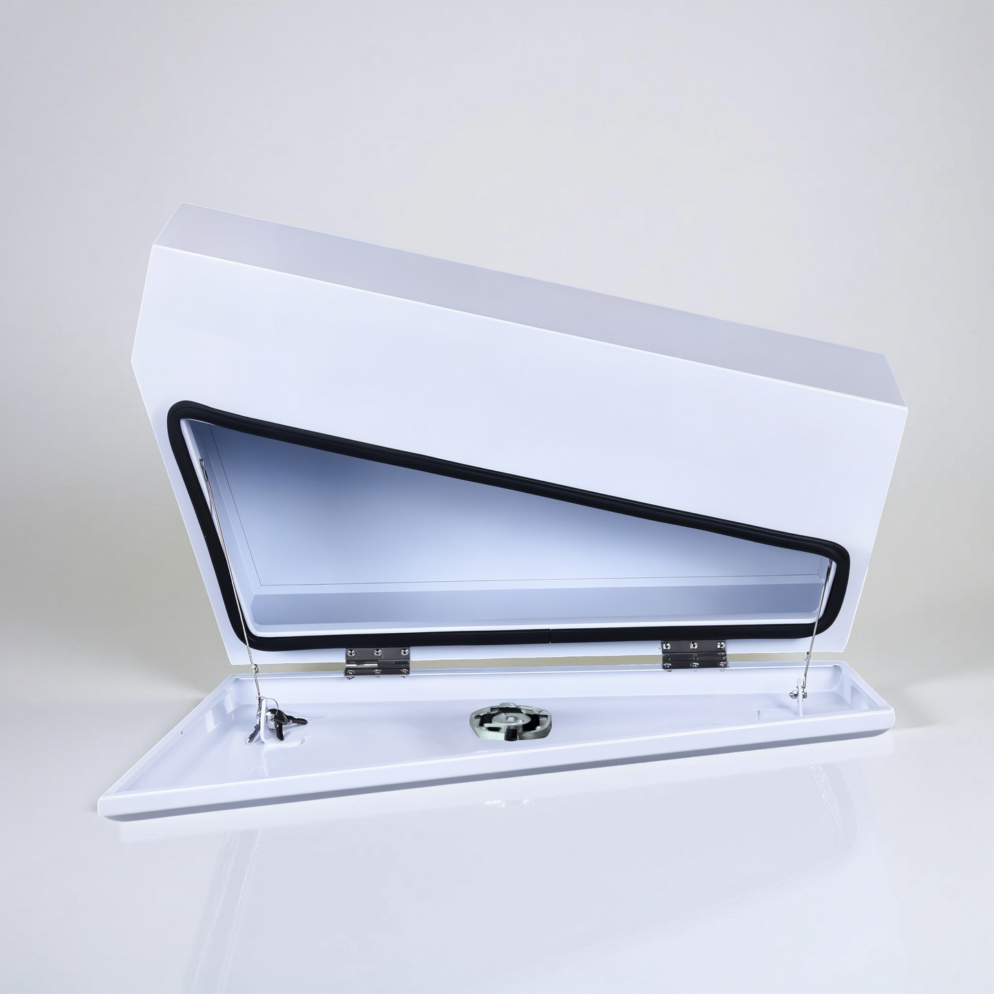 Under Tray Tool Boxes 750 White Whale lock
